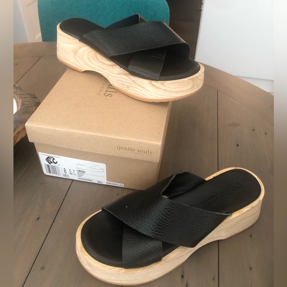 Gentle Souls by Kenneth Cole size 8, black, too big for me - Picture 3 of 3